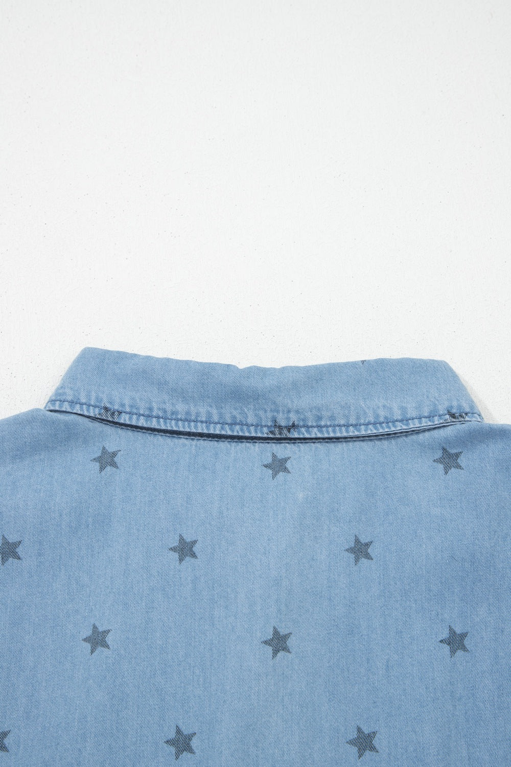 Star print short sleeve denim shirt with chest pockets
