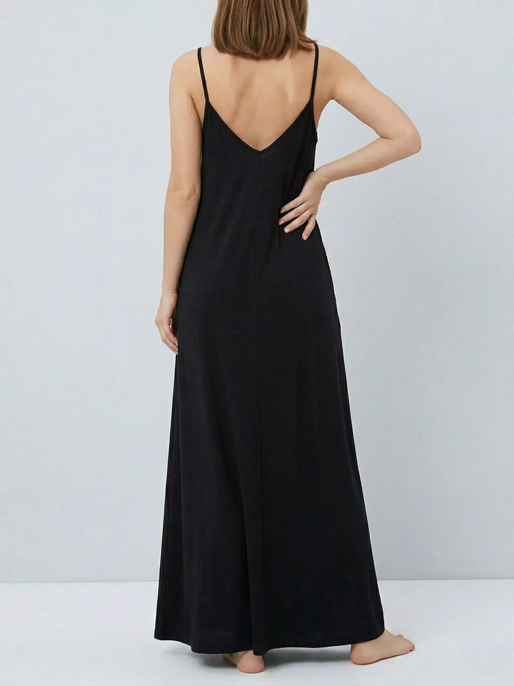 Spaghetti strap V-neck jersey maxi dress with pockets