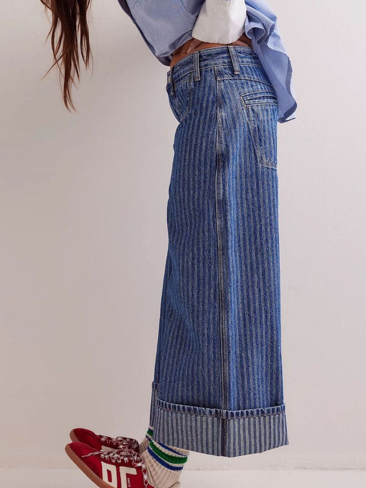 Wide-leg cropped jeans with deep cuffed hem and center seam