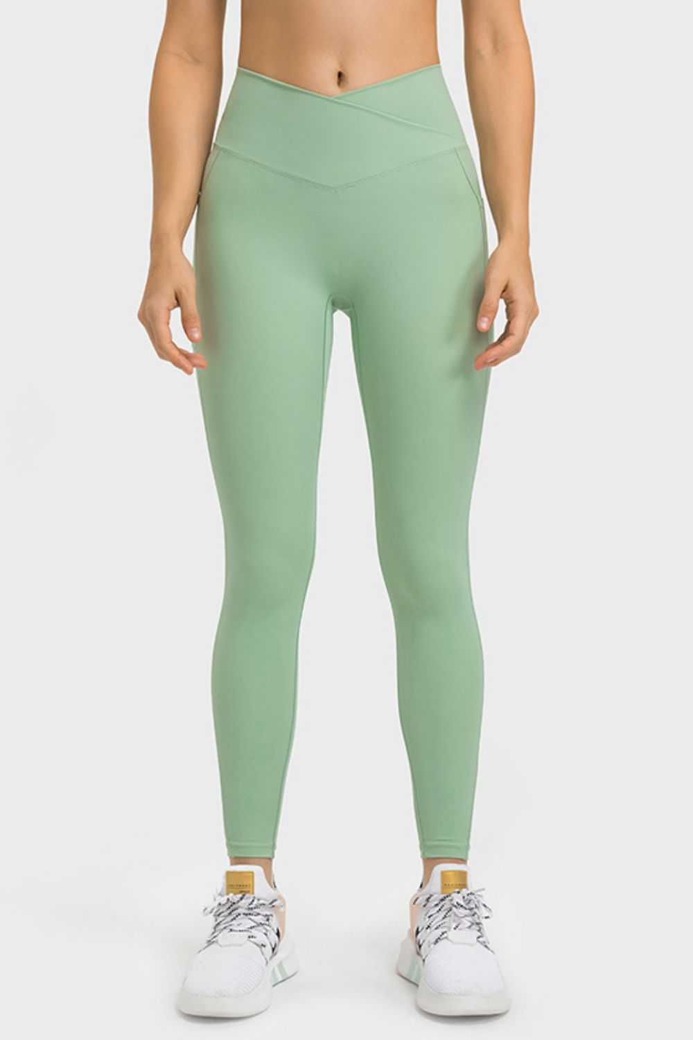 Gum Leaf Crossover V-waist yoga leggings with side pockets