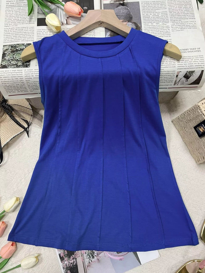 Pintuck pleated round neck sleeveless tank top