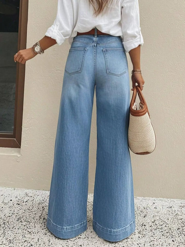 High-rise wide leg jeans with belt loops and pockets