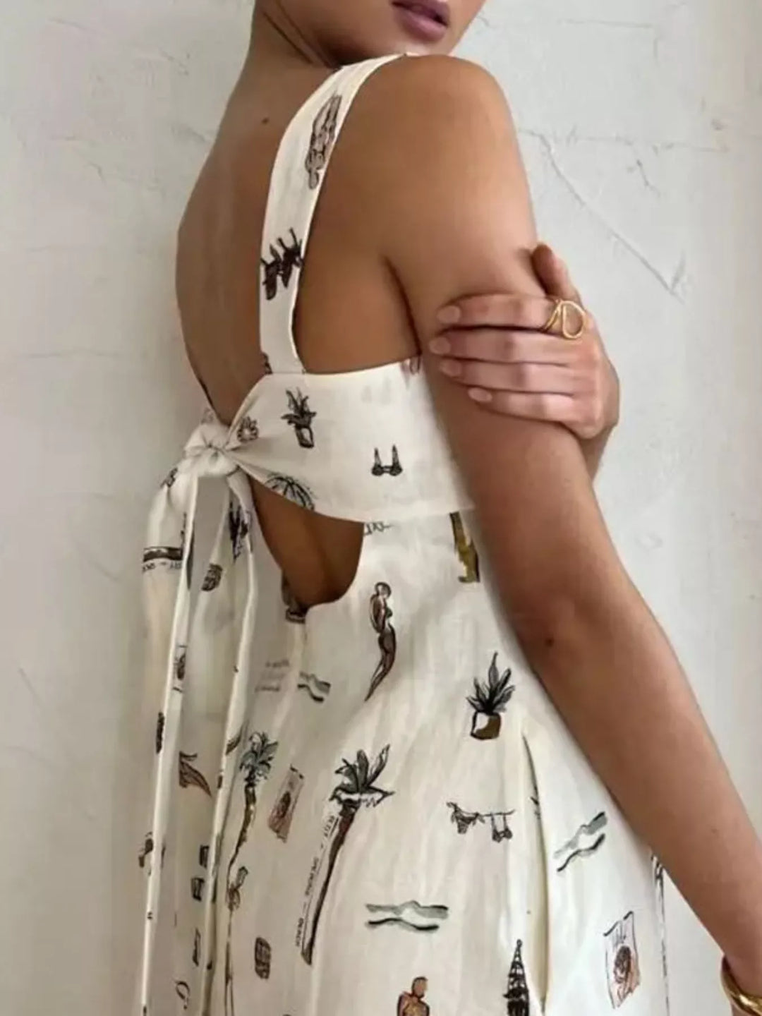 Illustrated beach print sleeveless maxi dress with pockets