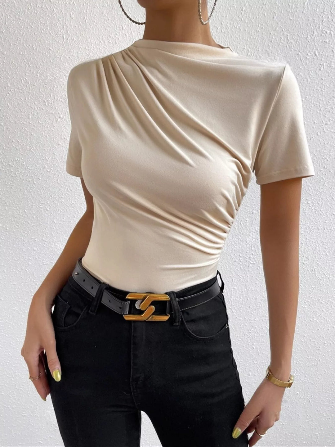 Ruched asymmetric short sleeve fitted top