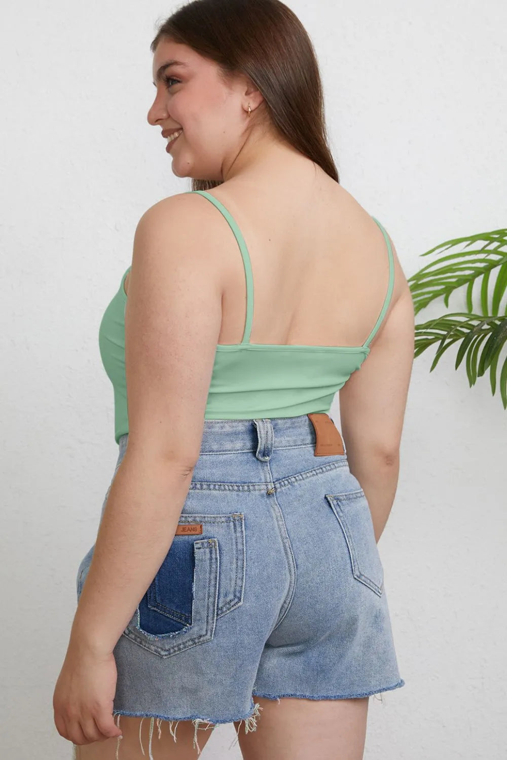 Round neck slim cami tank with spaghetti straps