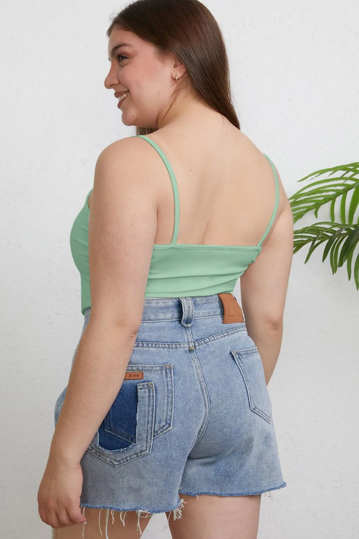 Round neck slim cami tank with spaghetti straps