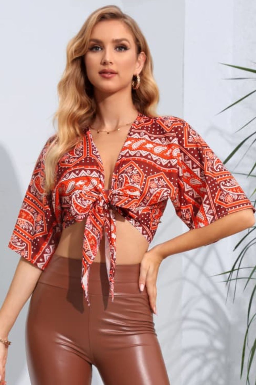 Paisley print tie-front cropped dolman sleeve blouse