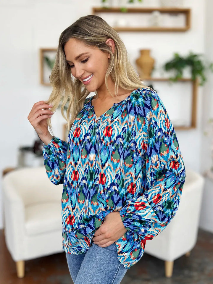 Abstract print balloon sleeve blouse with split neck