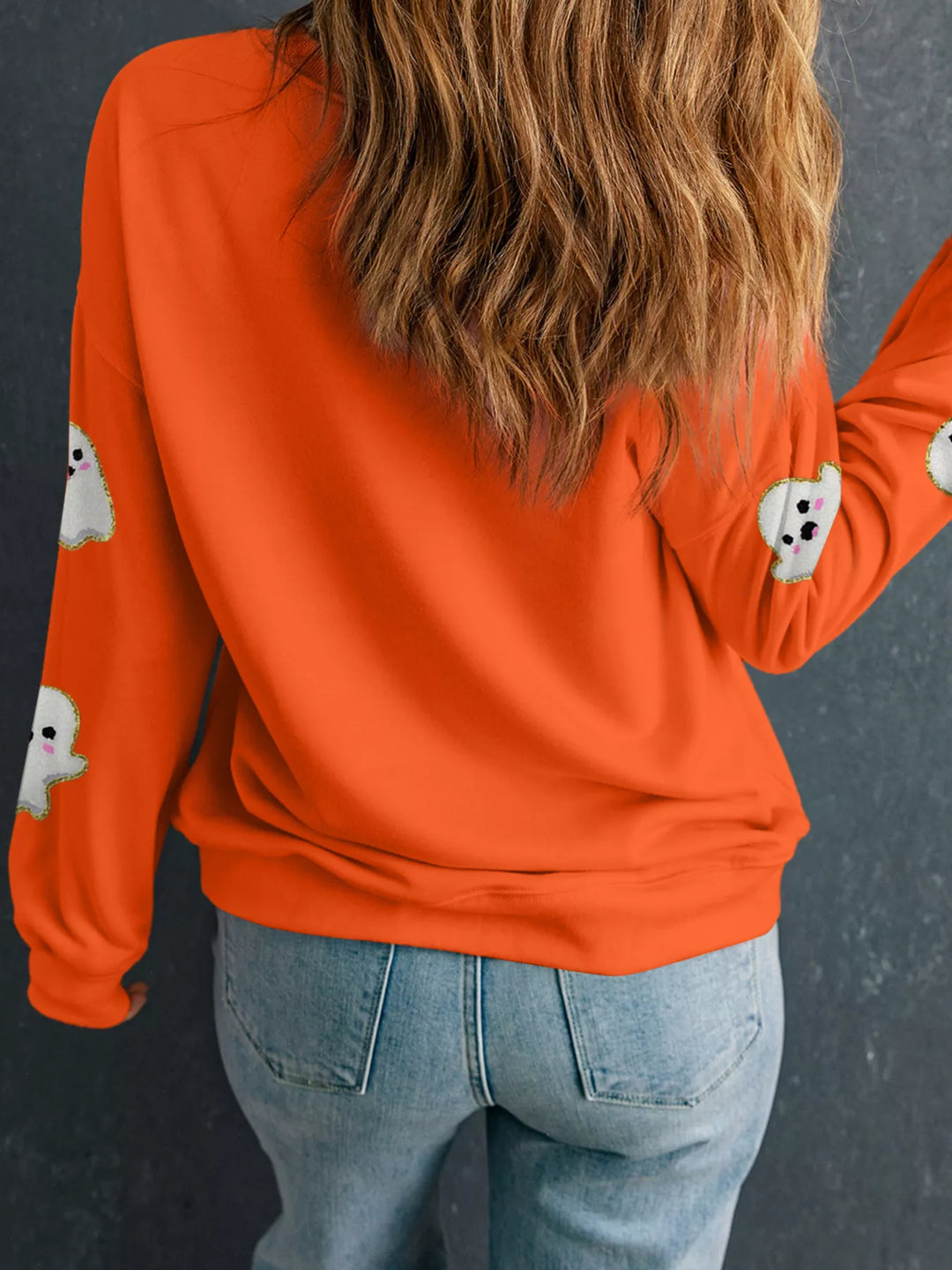 Ghost patch crewneck Halloween sweatshirt with drop shoulders