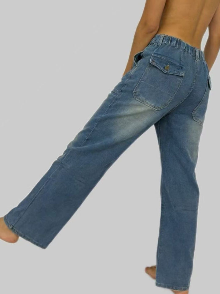 Wide leg jeans with contrast topstitching and patch pockets