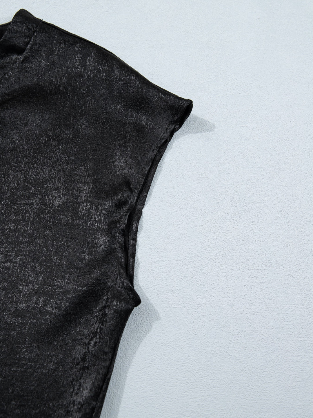 Metallic shimmer round-neck cap sleeve tee