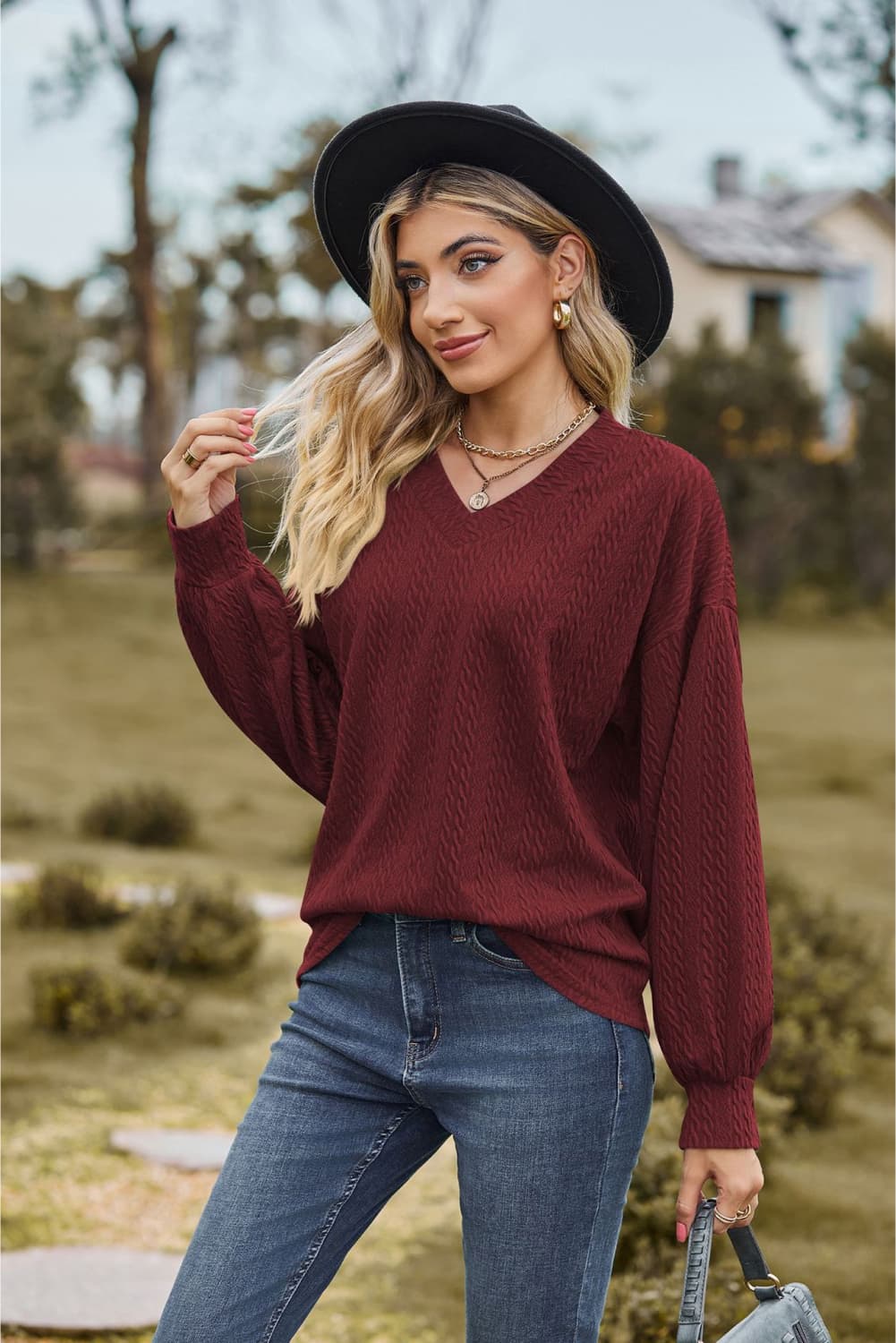 Textured knit V-neck top with dropped shoulders