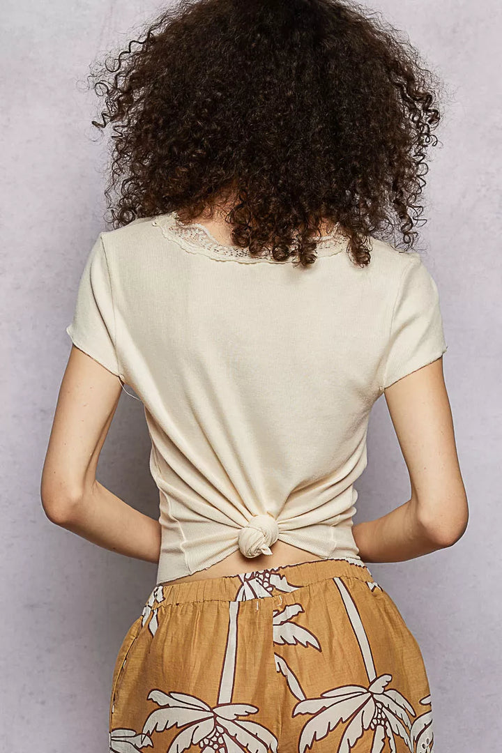 Ribbed lace-trim scoop neck short sleeve crop tee