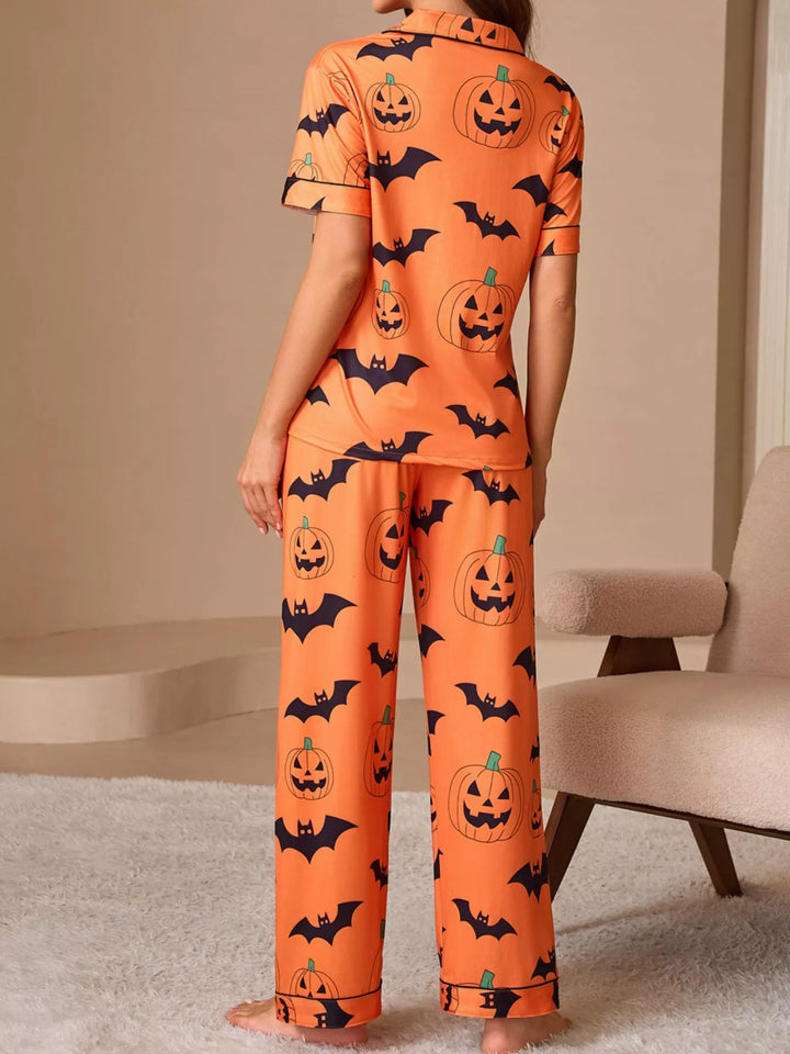 Pumpkin and bat print short sleeve pajama set with piped trim