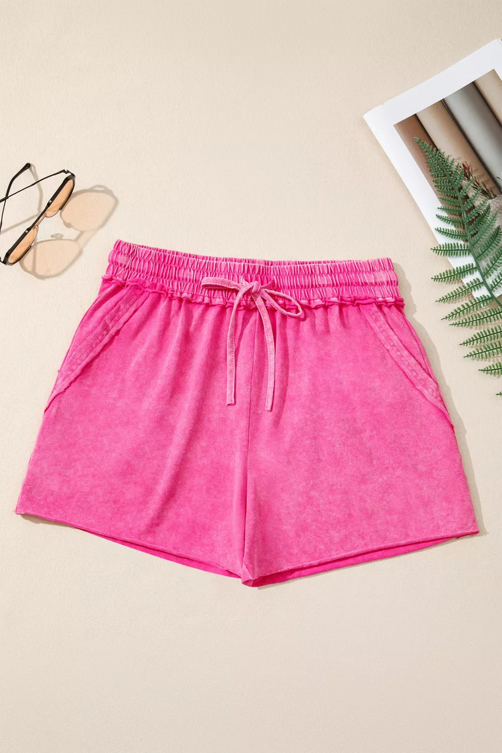 Acid-wash cotton drawstring shorts with side pockets