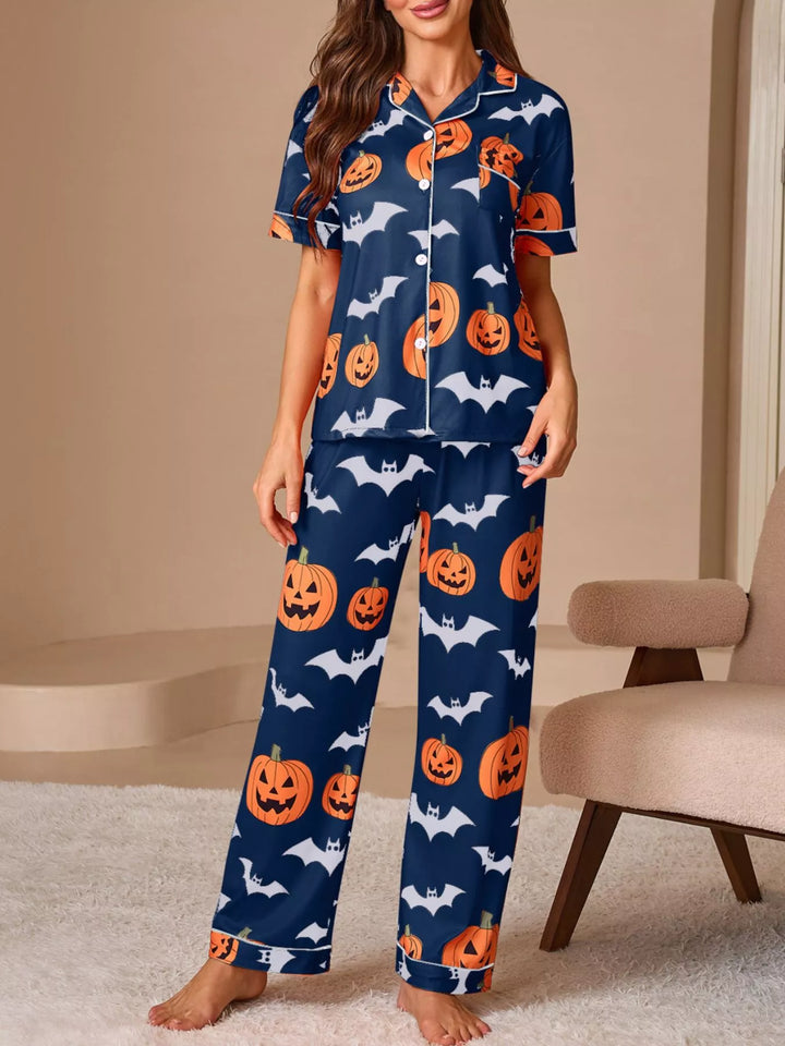 Pumpkin and bat print short sleeve pajama set with piped trim