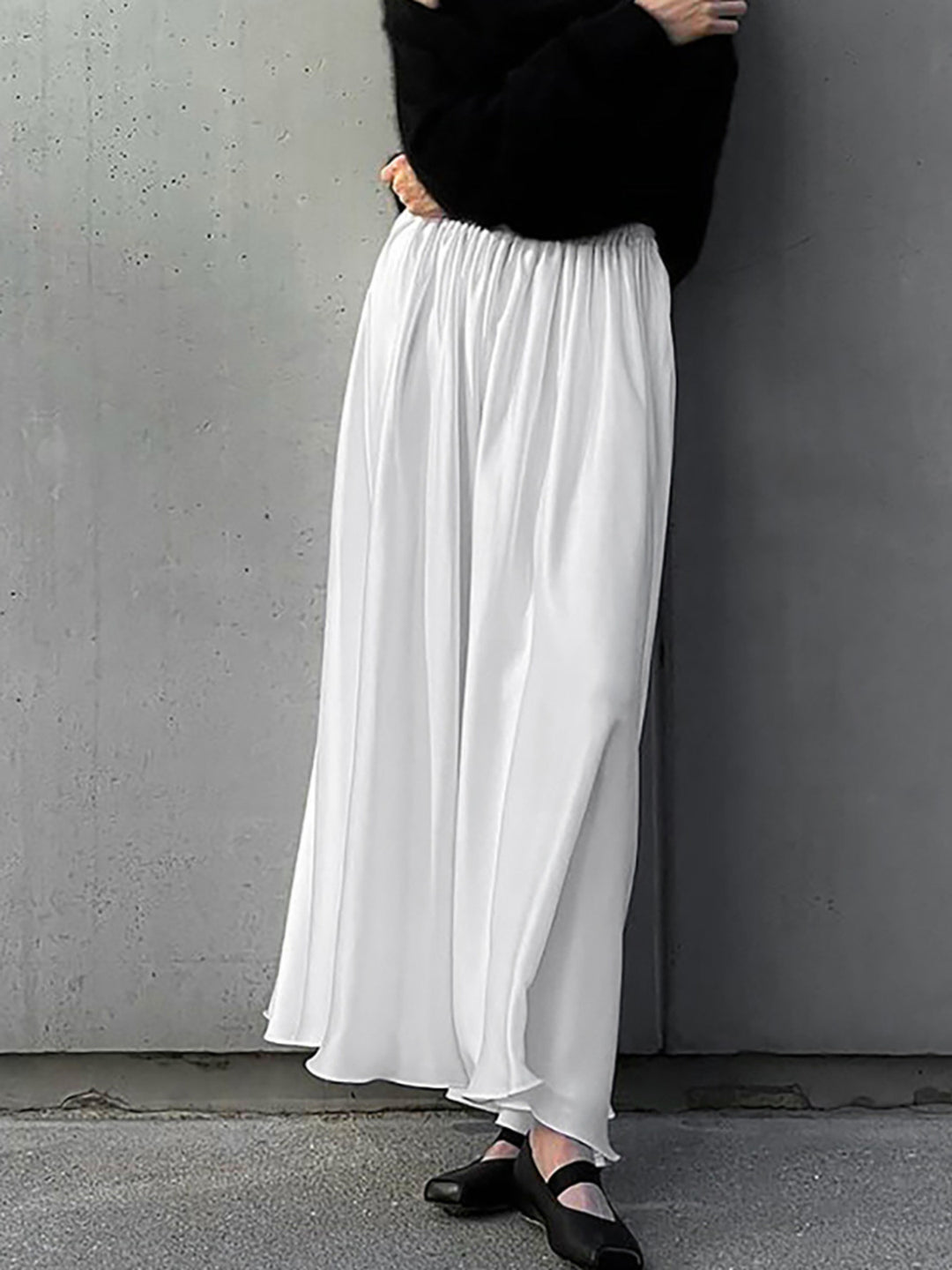 Elastic waist gathered maxi skirt with side pockets