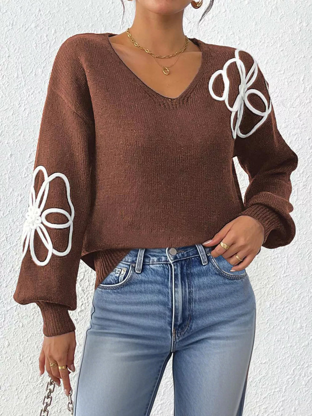 Floral applique V-neck drop shoulder knit sweater