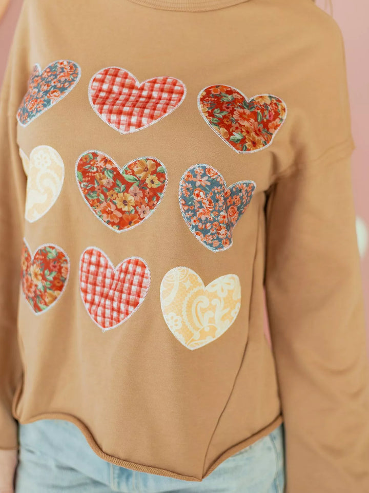 Floral heart patch mineral wash crewneck sweatshirt