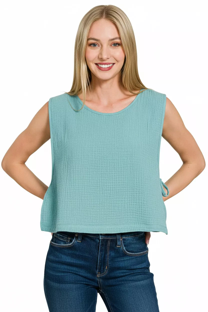Double gauze sleeveless crop top with side tie