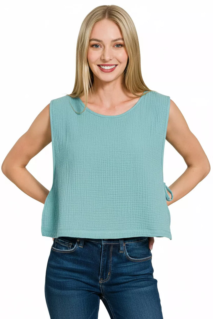 Double gauze sleeveless crop top with side tie