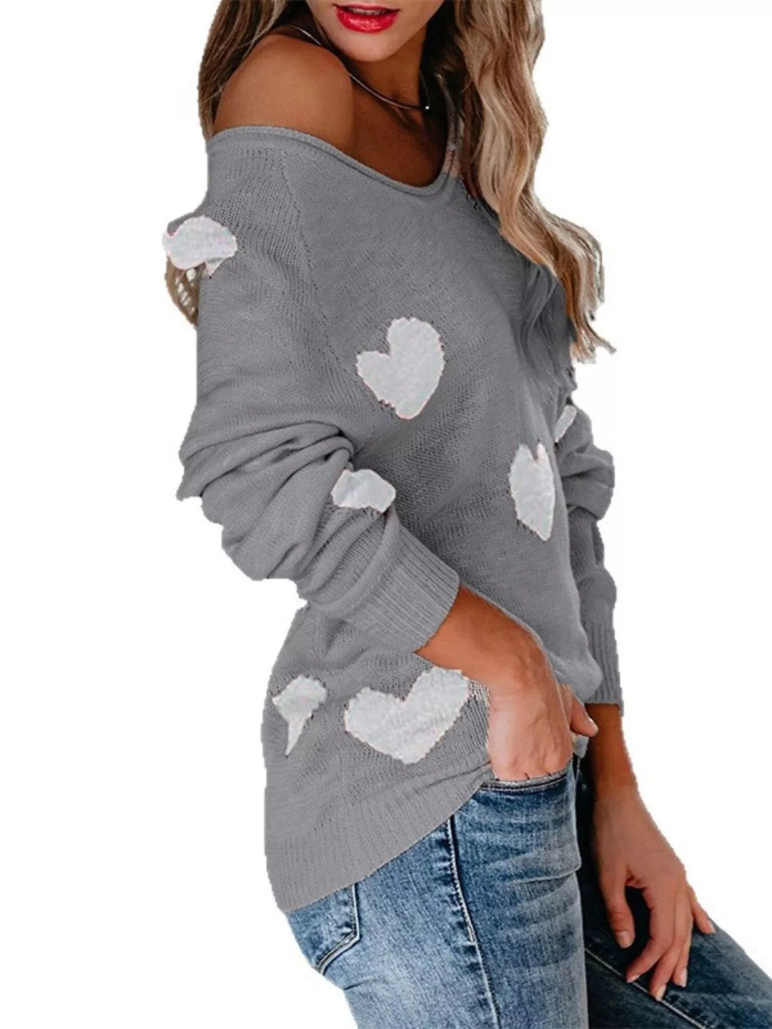 Heart pattern knit pullover sweater with V-neck