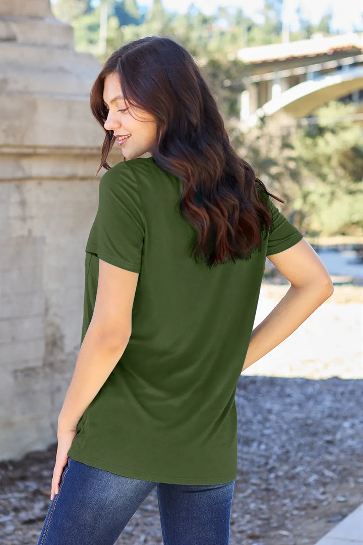 V-neck short sleeve pocket tee with relaxed drape