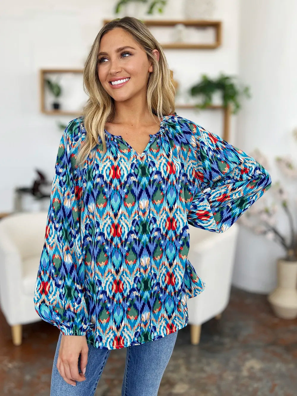 Abstract print balloon sleeve blouse with split neck
