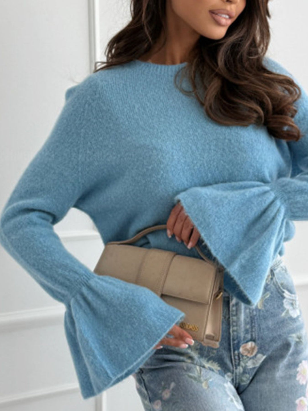 Round neck flounce sleeve ribbed knit sweater