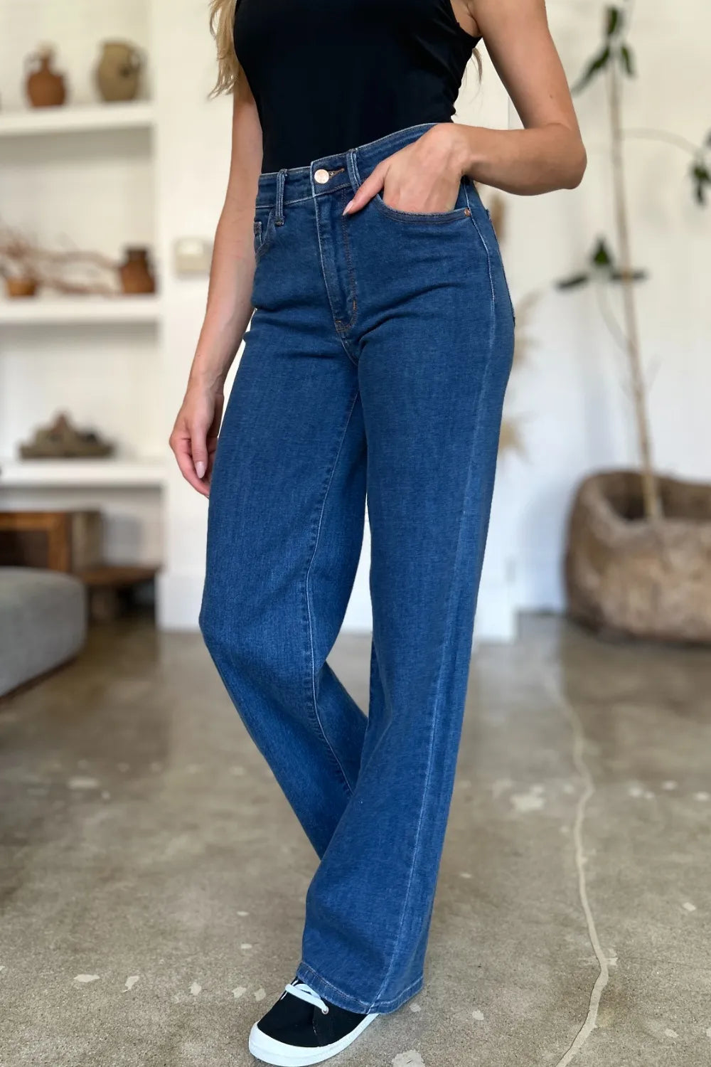 Judy Blue full-size high-rise straight-leg jeans