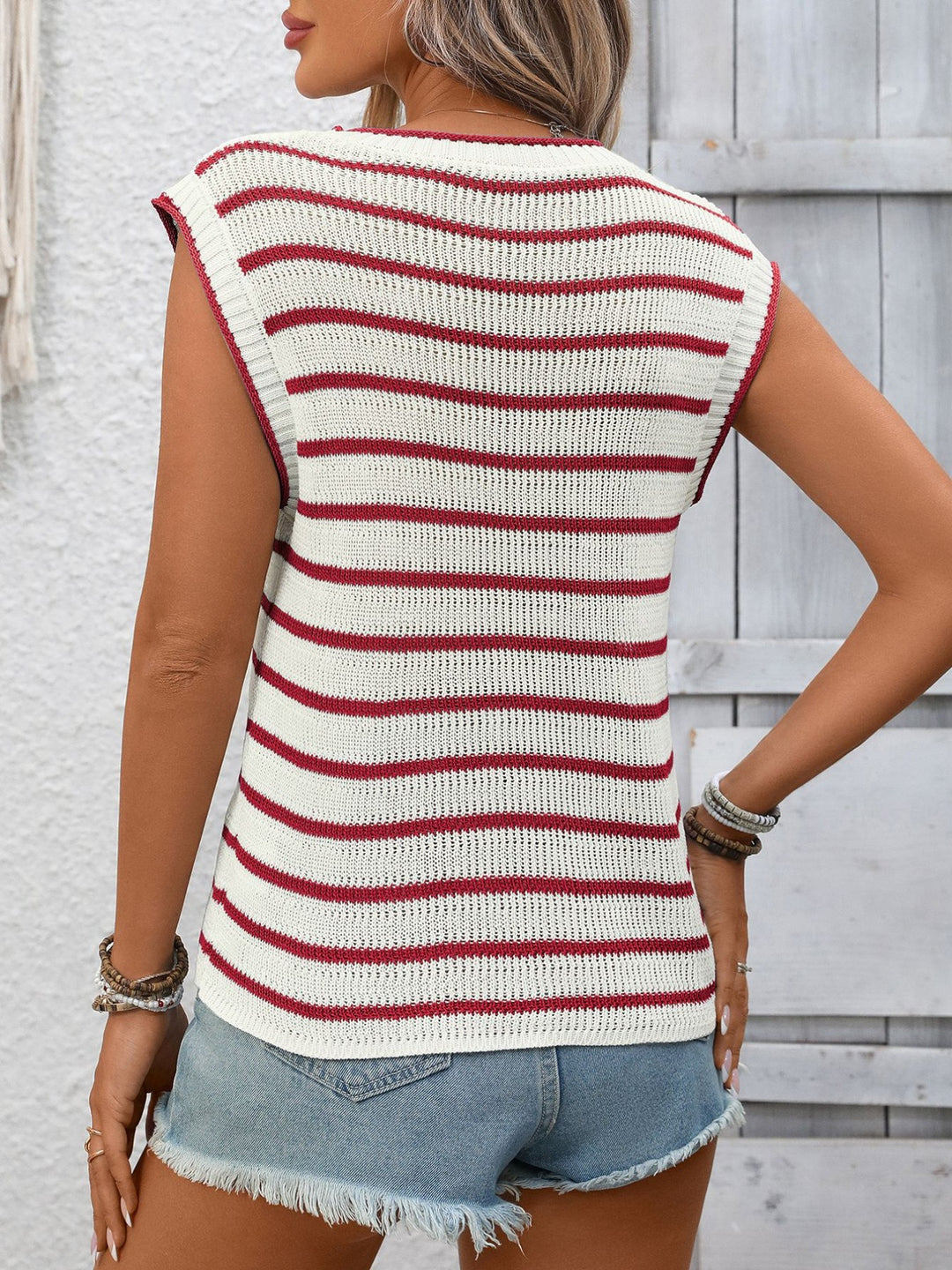 Striped ribbed knit crew neck sweater vest