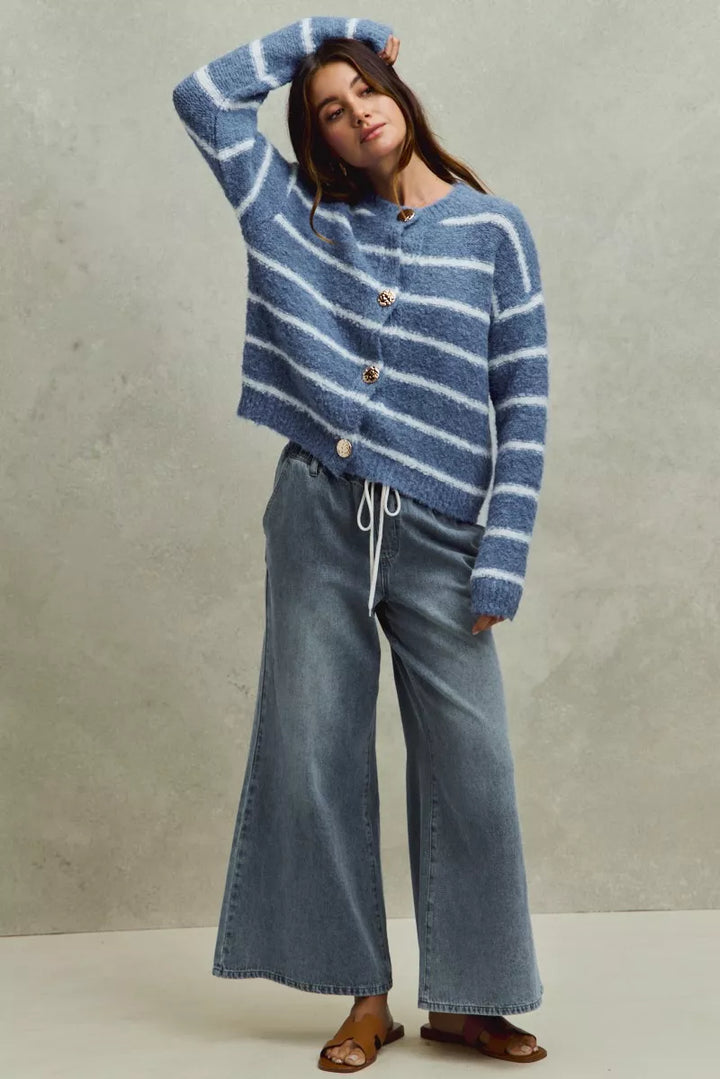 Pull-on mid-rise flare denim jeans with drawstring waist