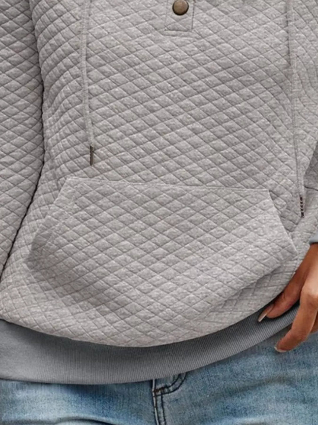 Diamond-textured drawstring pullover hoodie with button placket