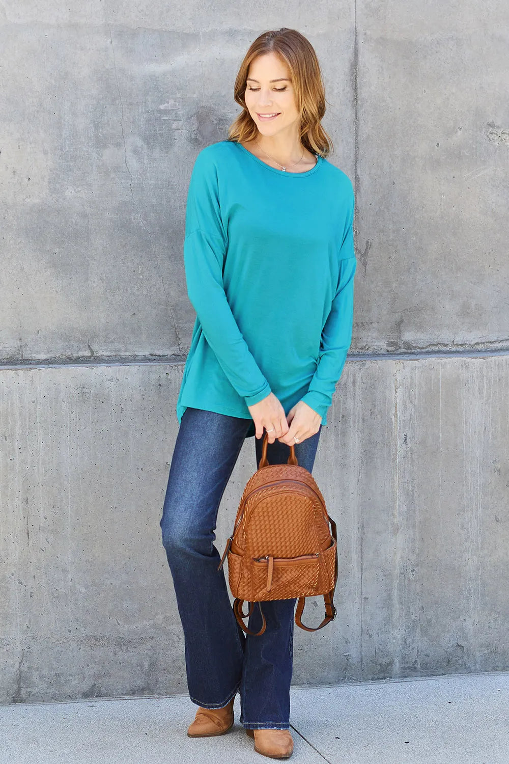 Dropped-shoulder round neck long sleeve knit top