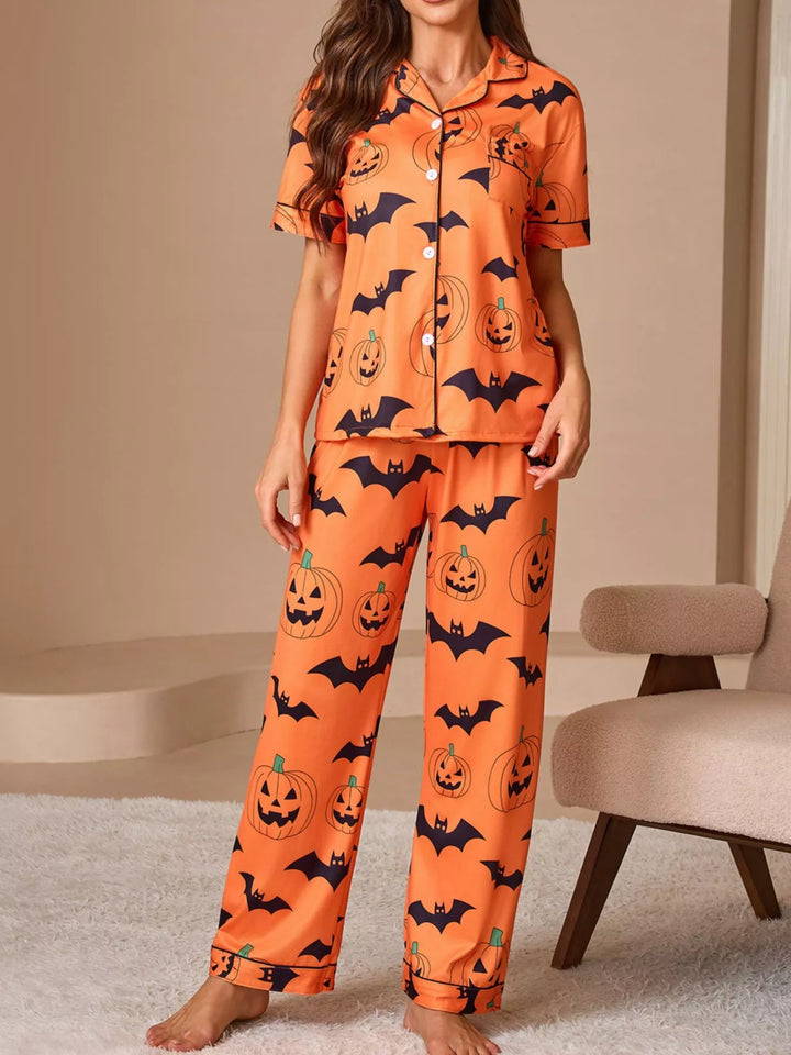 Pumpkin and bat print short sleeve pajama set with piped trim