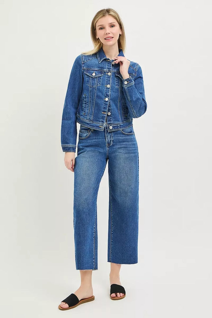 Fitted button-front denim jacket with chest pockets