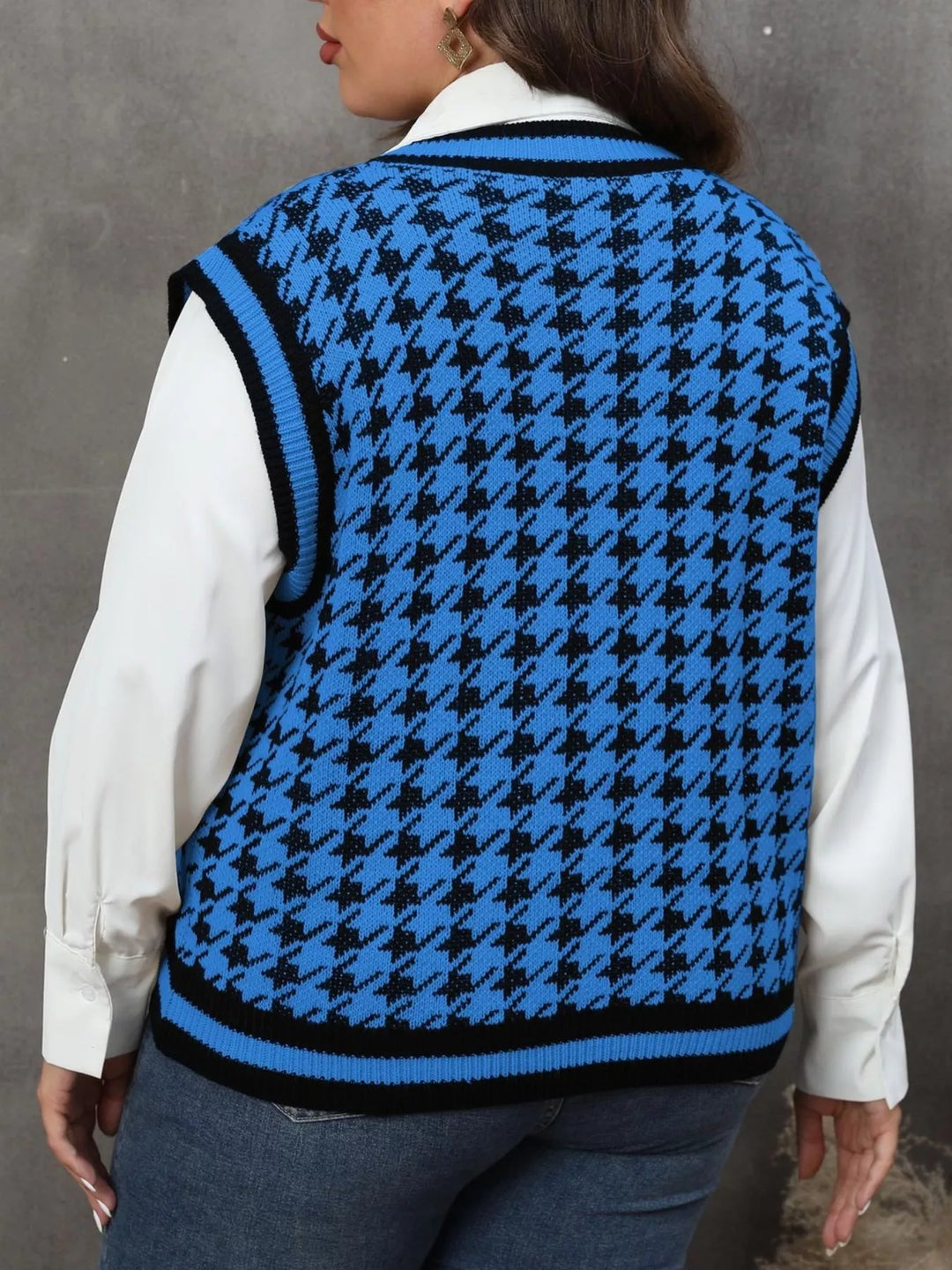 Houndstooth V-neck knit sweater vest with striped rib trim