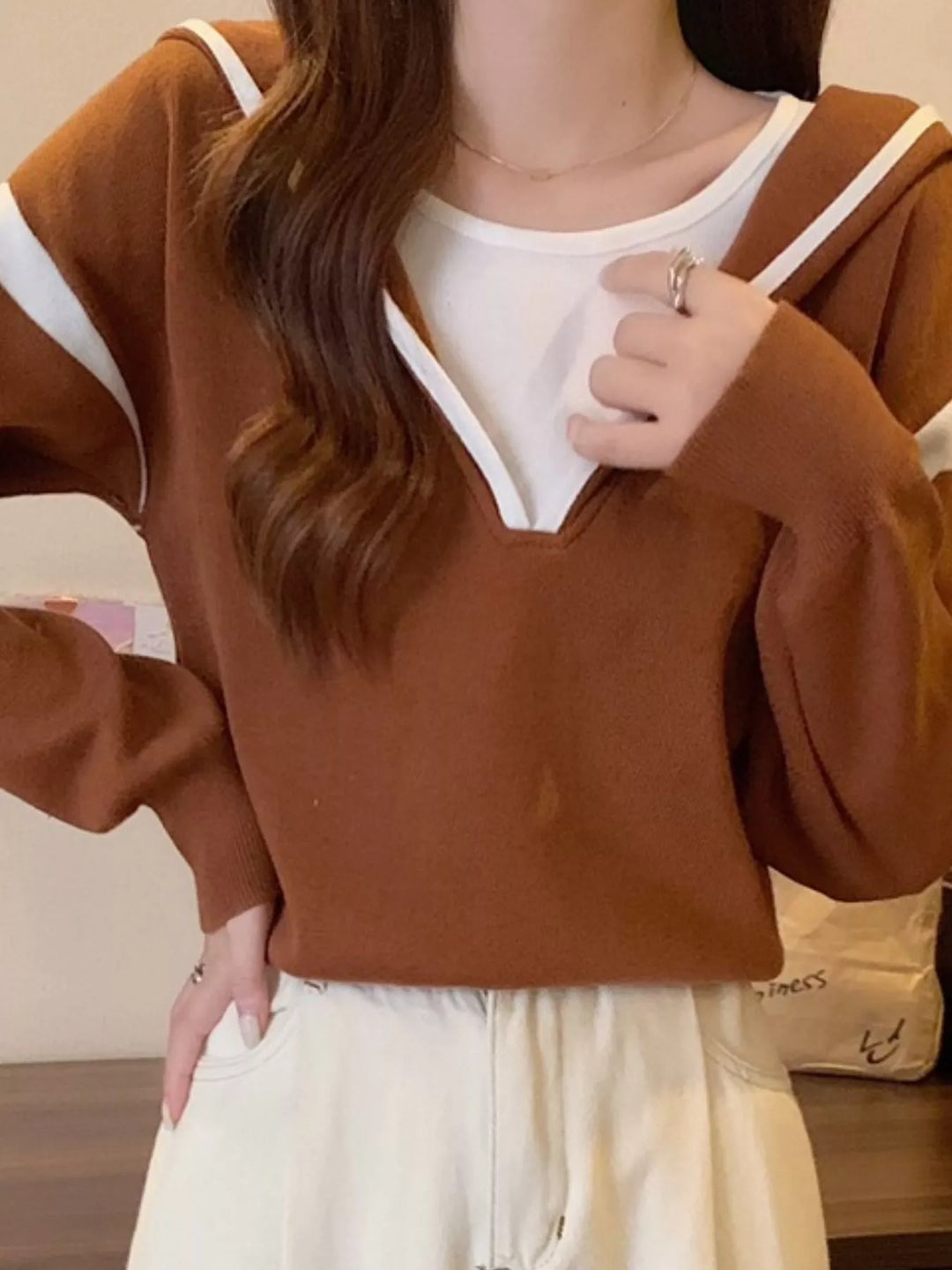 Contrast trim hooded pullover sweater with striped sleeves