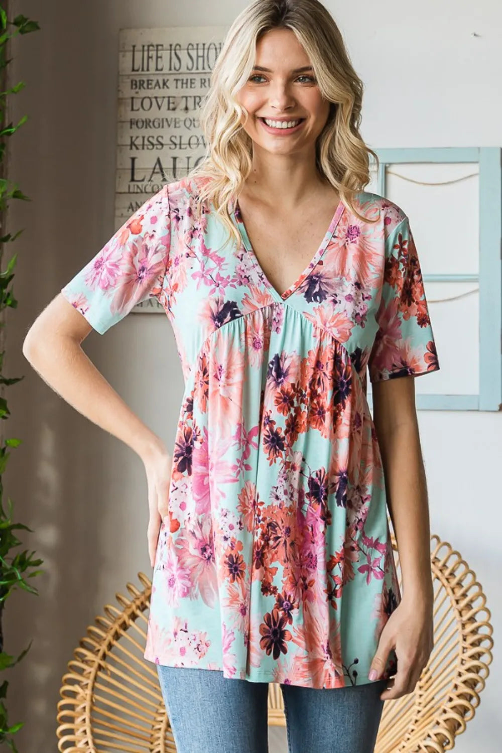 MINT Floral V-neck short sleeve babydoll tunic top