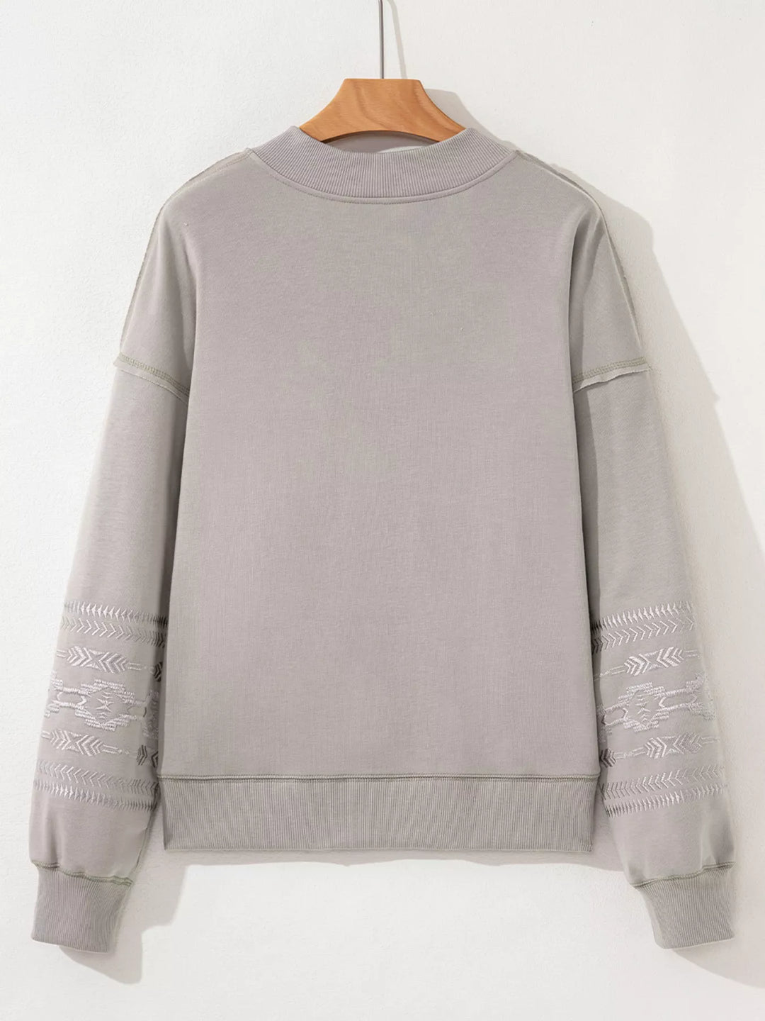 Aztec embroidered Western V-neck pullover sweatshirt