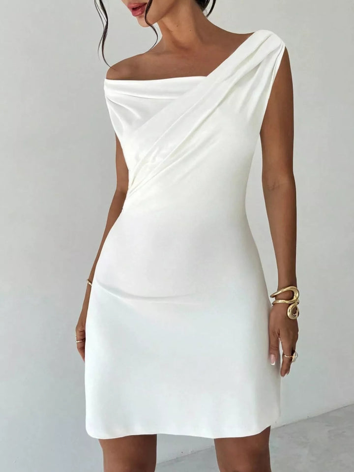 Asymmetric off-shoulder ruched bodycon mini dress