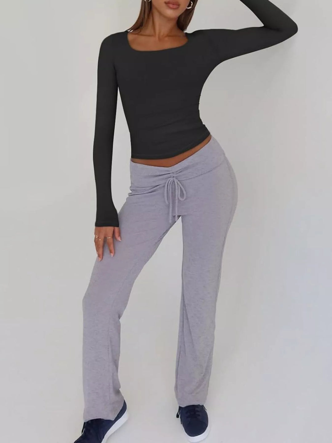 Slim fit scoop neck long sleeve top in smooth stretch knit