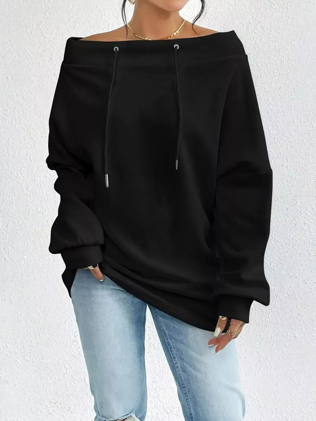Off-shoulder drawstring sweatshirt with ribbed cuffs