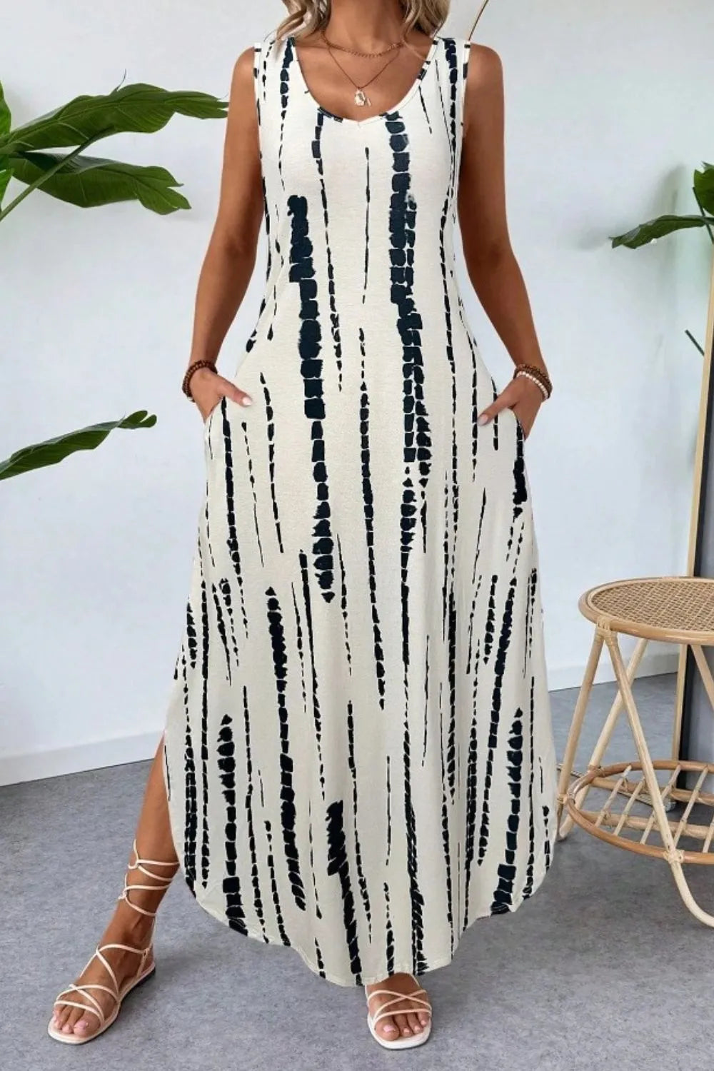 Beige Abstract print sleeveless maxi dress with pockets