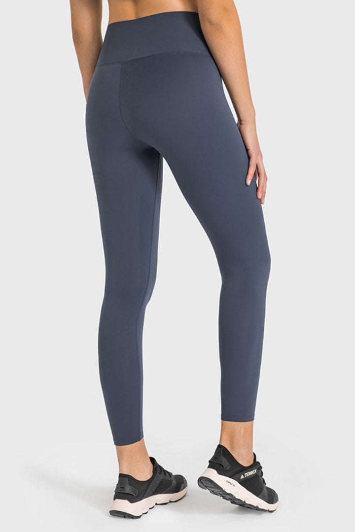 High waist ankle-length yoga leggings with wide waistband