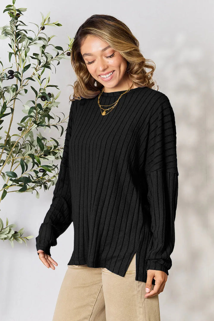 Ribbed knit round neck tunic top with side slits