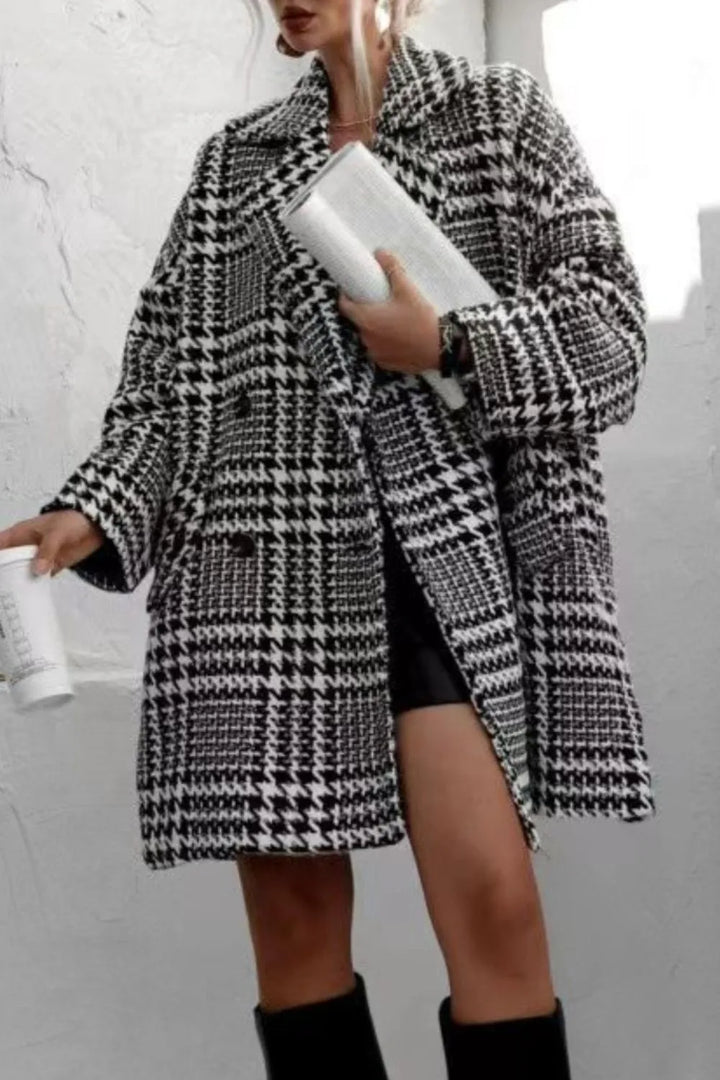 Black Houndstooth collared coat with long sleeves and pockets
