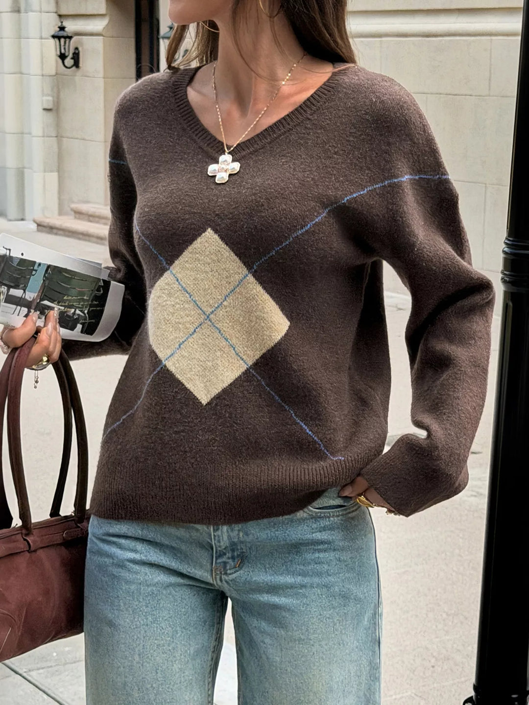 Brown Argyle diamond V-neck knit pullover sweater