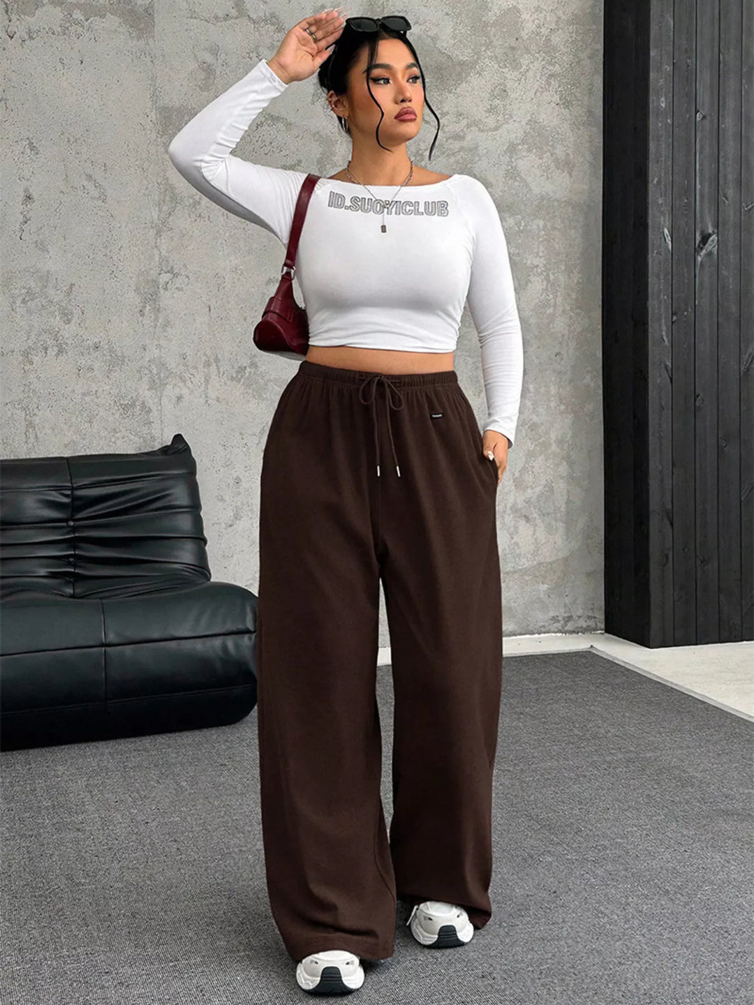 Wide-leg drawstring pants with elastic waist and pockets