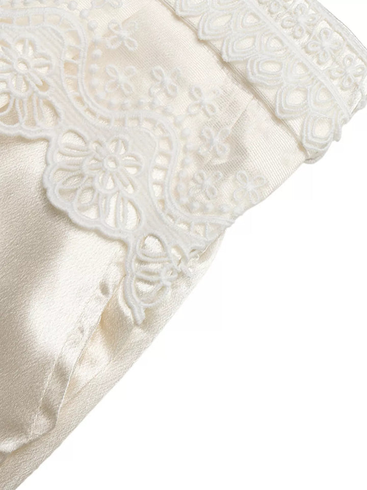 Wide-leg pants with scalloped lace waistband trim